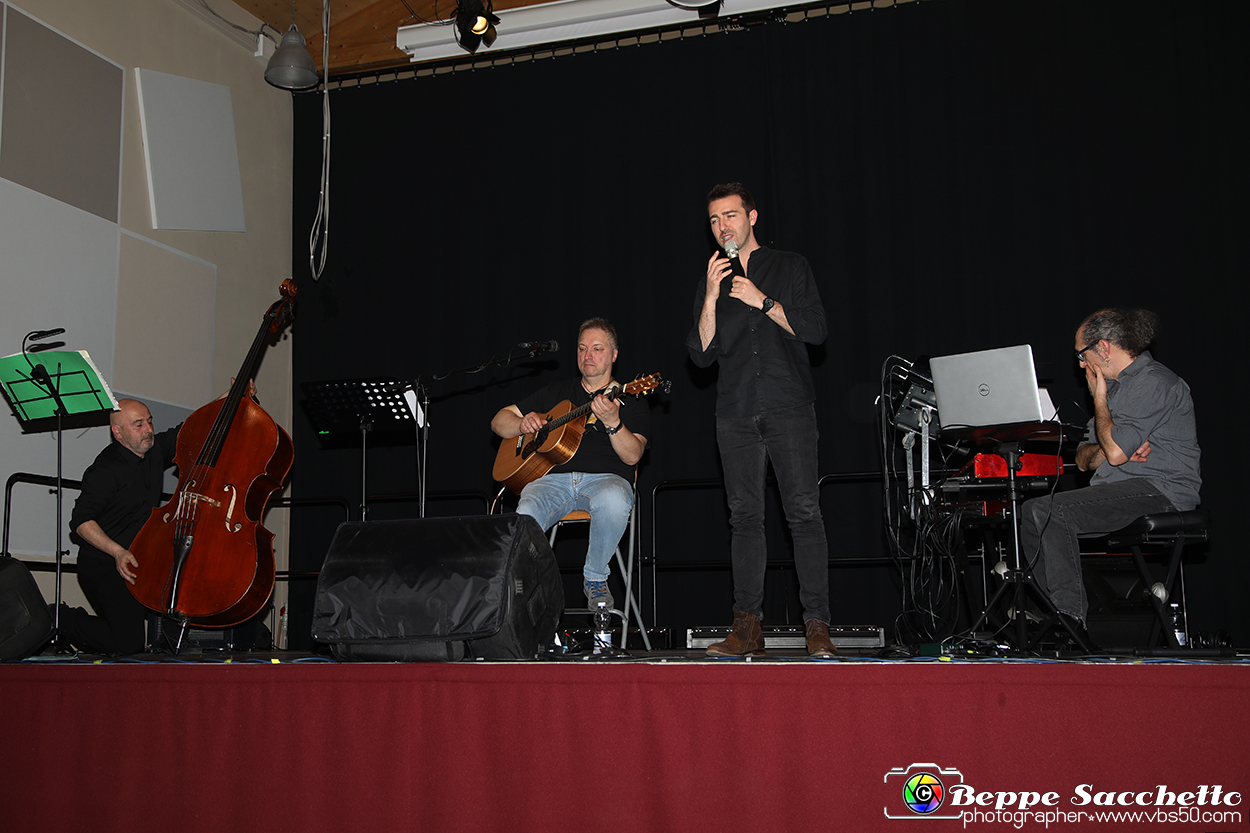VBS_10057 - Concerto Marco Soria  'Amemanera Musica dalle radici'.jpg